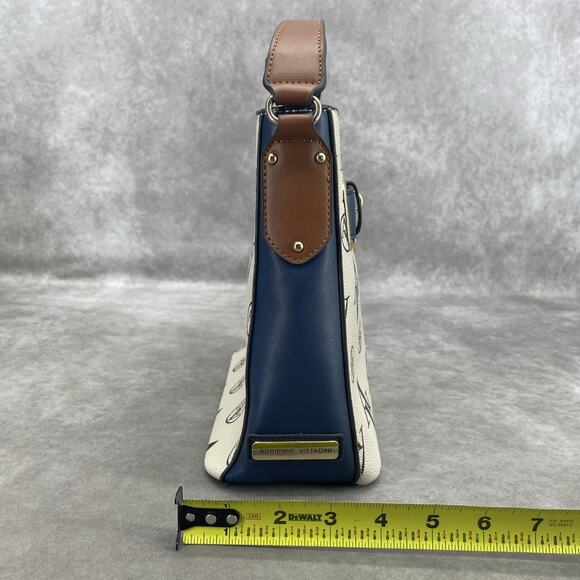 Adrienne Vittadini Sig Crossbody Logo Monogram Buckle Lock Detail Blue Tan Cream - Picture 2 of 9